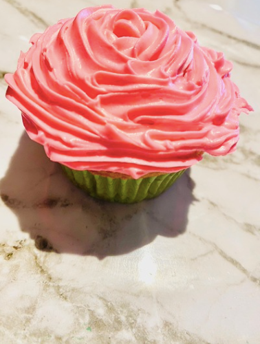 One Dozen Cupcakes (12)